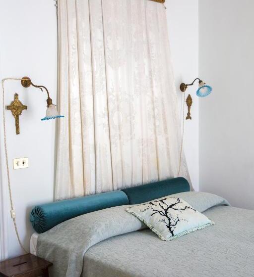 バルコニー付きスタンダードルーム, Le Foglie Di Acanto