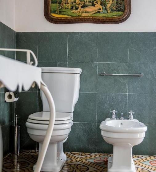 バルコニー付スイート, Le Foglie Di Acanto