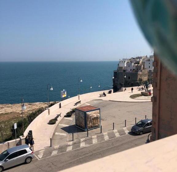 سوییت با چشم‌انداز دریا, Trame   Poesia Di Mare