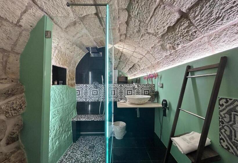 اتاق استاندارد, Trame   Poesia Di Mare