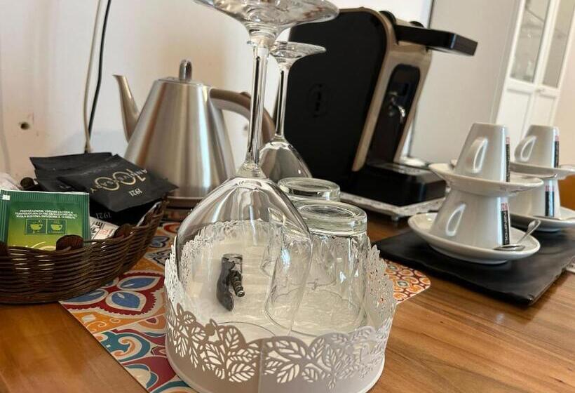 آپارتمان 1 خوابه با بالکن, Trame   Poesia Di Mare