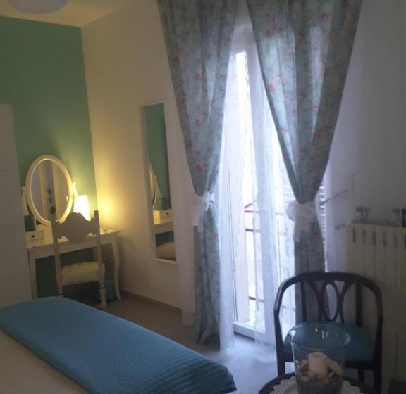 سوییت با چشم‌انداز دریا, Trame   Poesia Di Mare