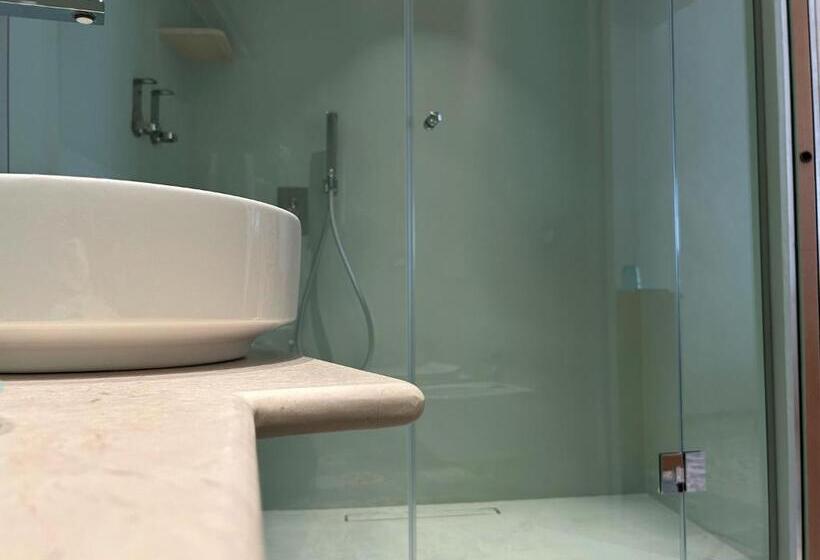 سوئیت جونیور با تراس, Trame   Poesia Di Mare