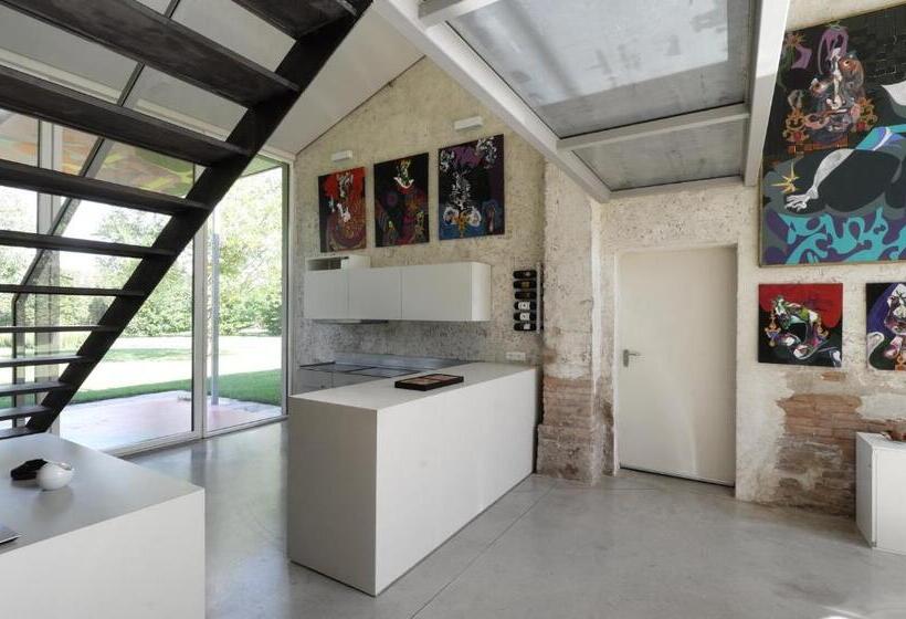 جناح رئاسى, Sacramora