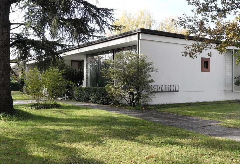 فيلا ديلوكس غرفة نوم, Sacramora