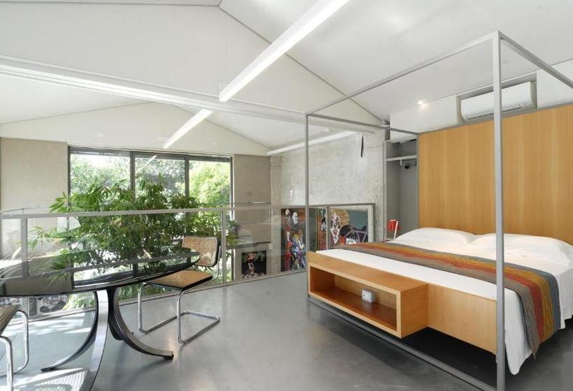 جناح سوبيريور, Sacramora