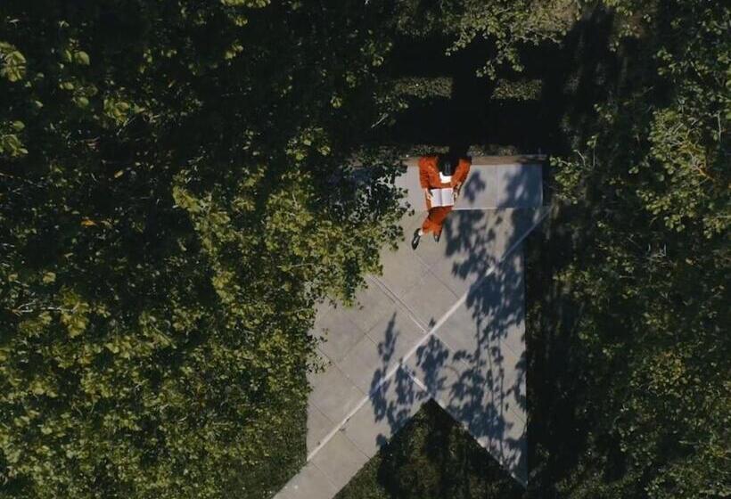 إستوديو سوبيريور, Sacramora