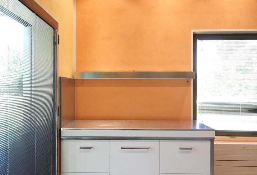 إستوديو سوبيريور, Sacramora