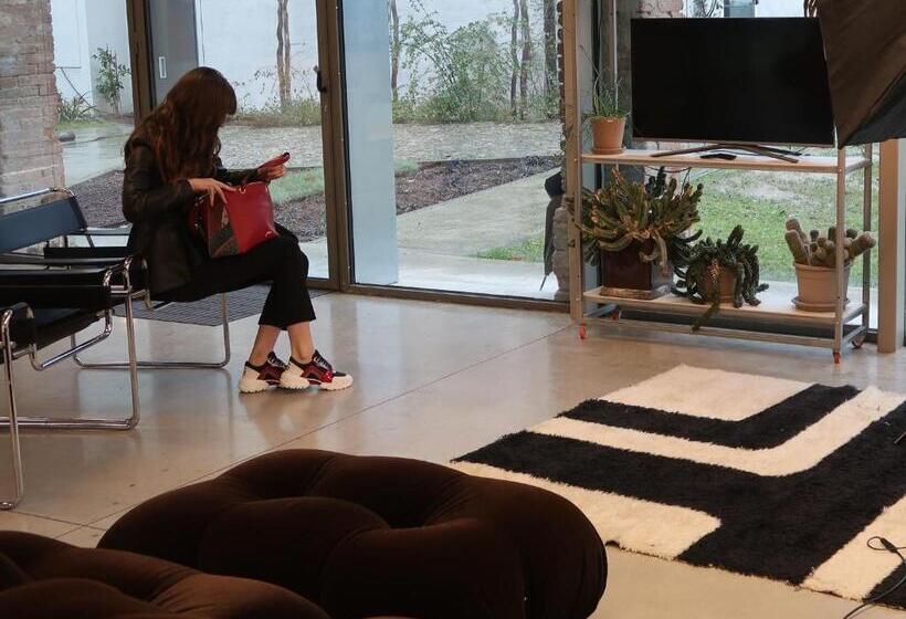 جناح رئاسى, Sacramora