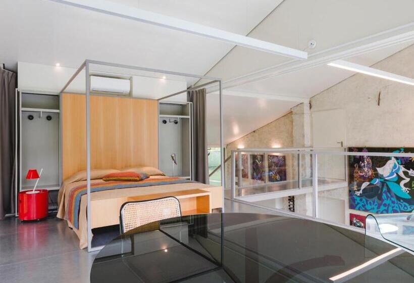 جناح رئاسى, Sacramora