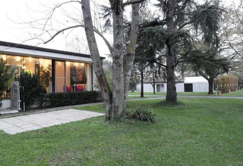 فيلا ديلوكس غرفة نوم, Sacramora