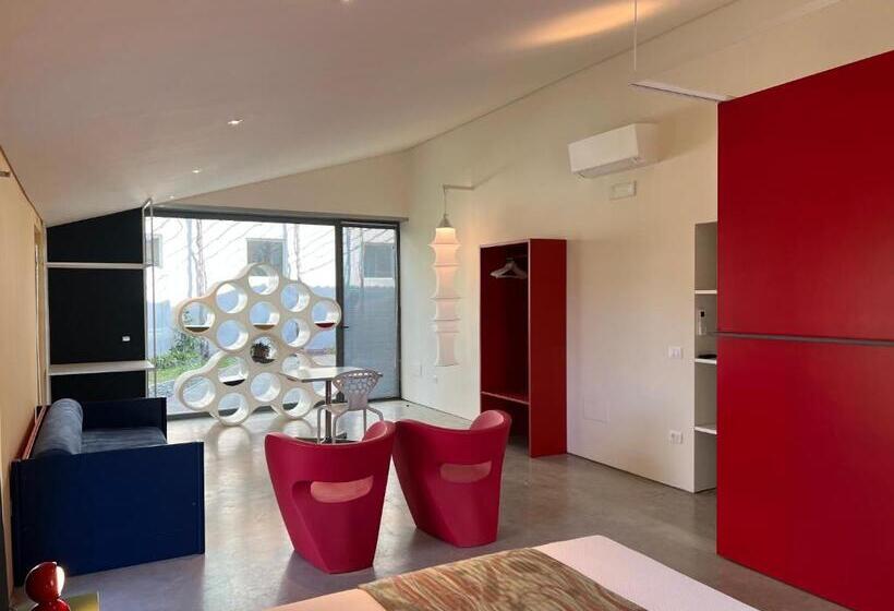 إستوديو قياسى, Sacramora