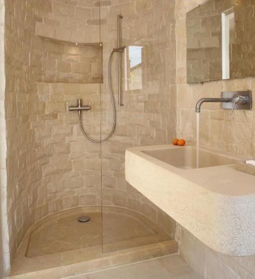 סוויטה עם מרפסת, Via Paradiso 32