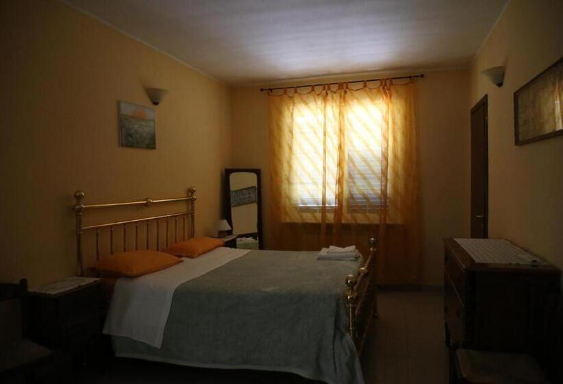 اتاق استاندارد, Villa Naclerio