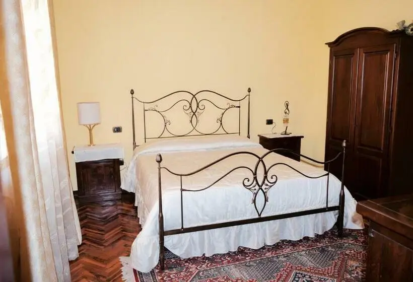 Standard-huone, Villamena