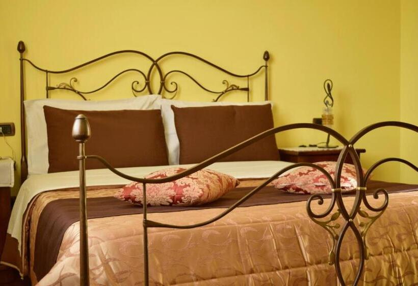 Номер Стандарт, Villamena