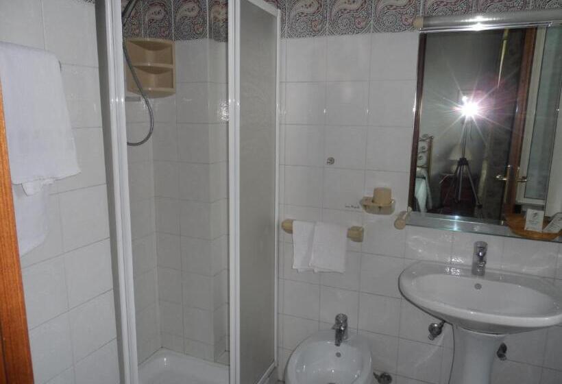 غرفة قياسية, Albergo Lucia Pagnanelli