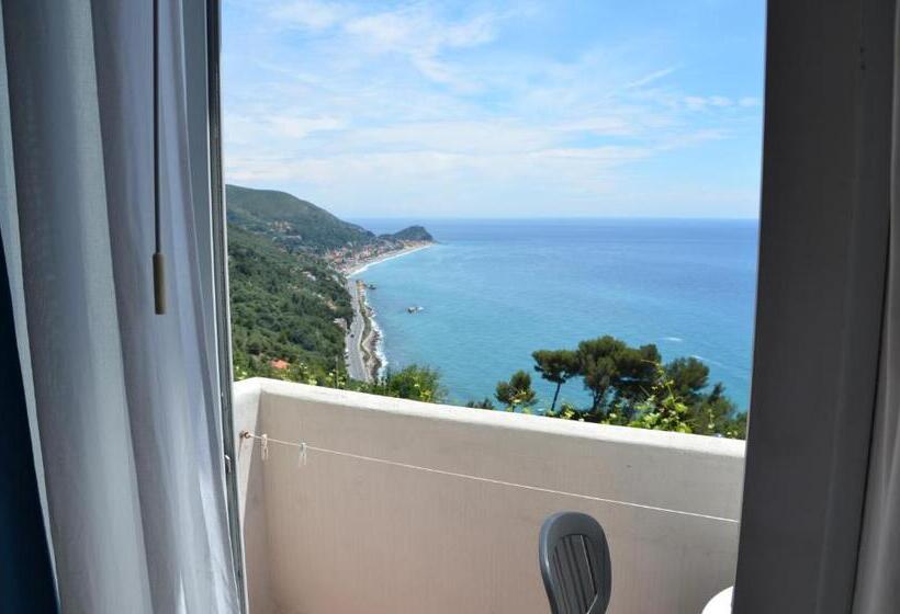 オーシャンビュースタンダードルーム, La Gioiosa