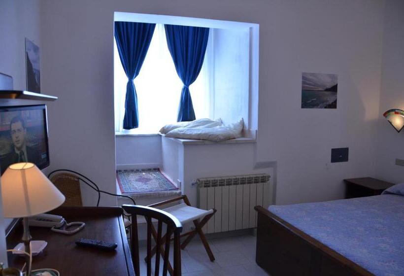 オーシャンビュースタンダードルーム, La Gioiosa