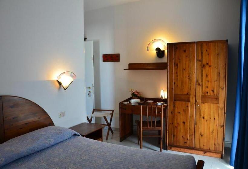 オーシャンビュースタンダードルーム, La Gioiosa