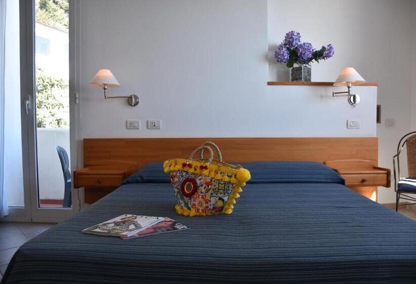 キングサイズベッドのスーペリアルーム, La Gioiosa