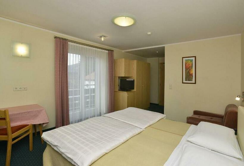 Номер Стандарт, Nocker