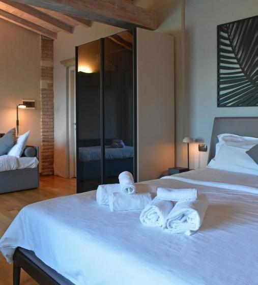 غرفة قياسية, Villa Pioppi