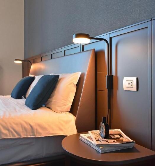 غرفة قياسية ثلاثية, Villa Pioppi