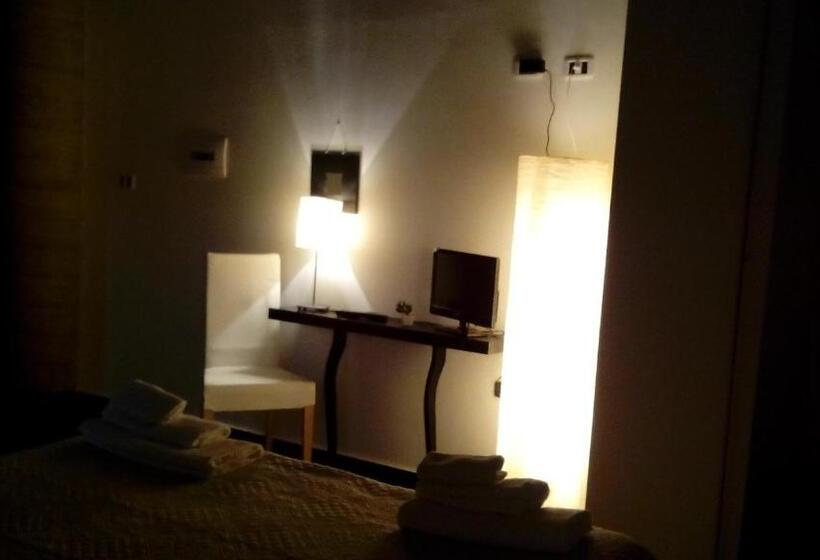 ガーデンビュースイート, B&b Casa Vacanza Verzellino