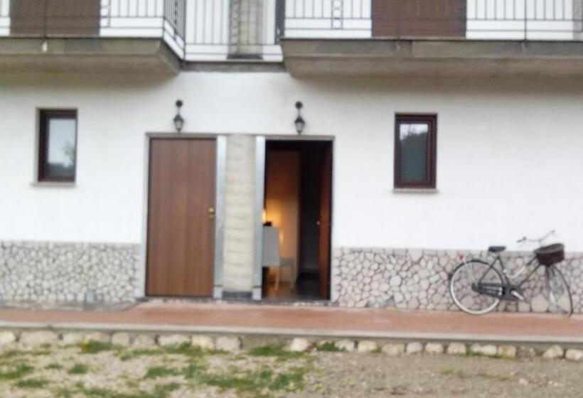 ガーデンビュースイート, B&b Casa Vacanza Verzellino