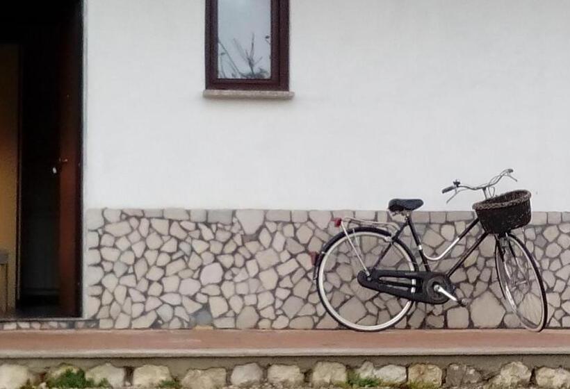 ガーデンビュースイート, B&b Casa Vacanza Verzellino