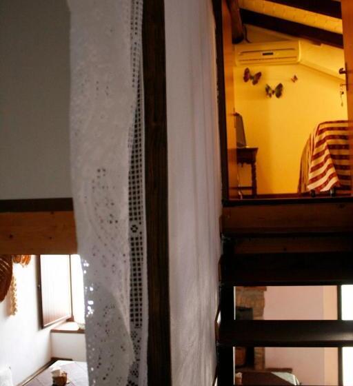 غرفة قياسية ثلاثية, Soprattutto