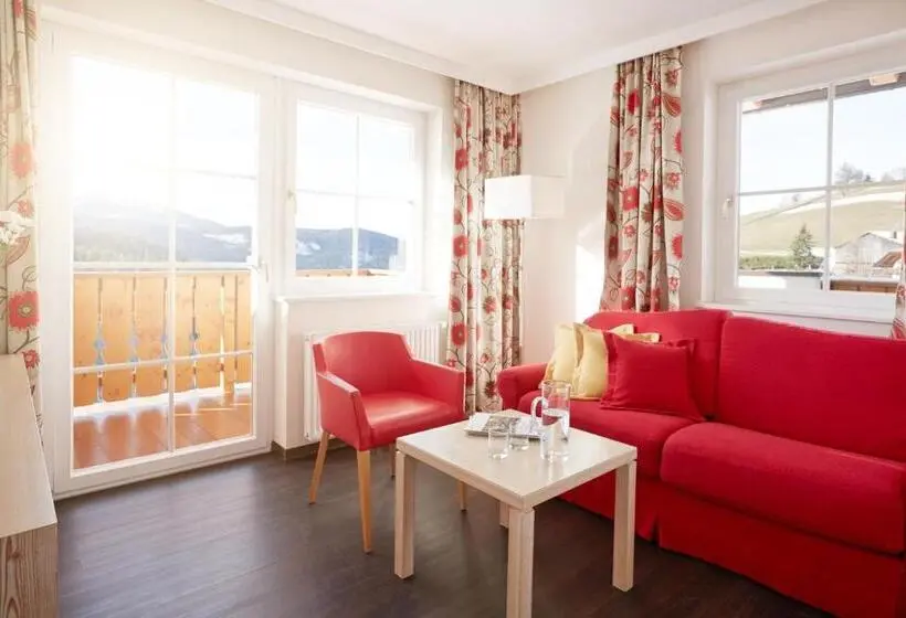 Perhehuone, Familienhotel Maria