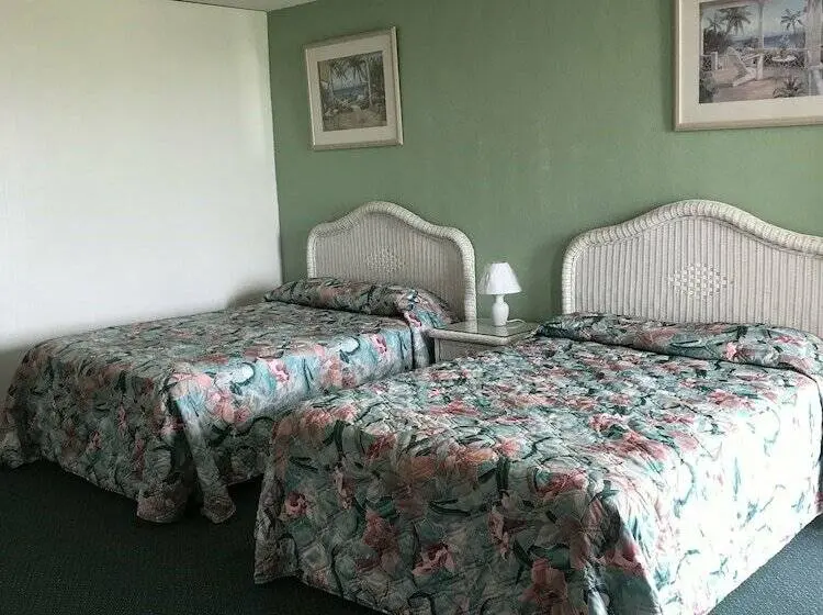 ２ダブルベッドのスタンダードルーム, Gold Crest Motel