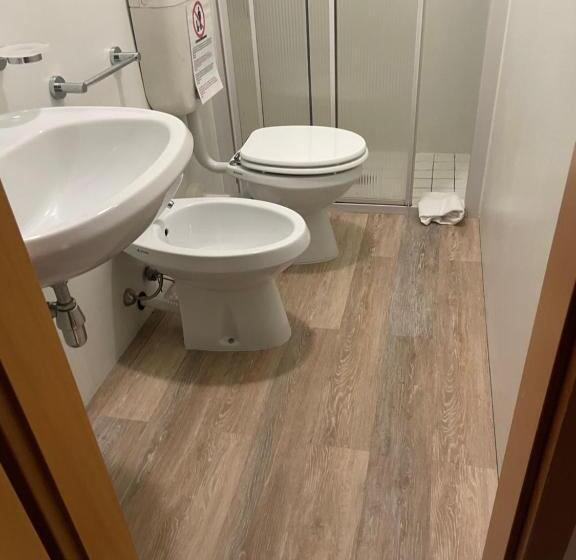 Pokój Standard Trzyosobowy, Domus La Foce