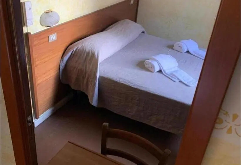 اتاق سوپریور یک تخته, Albergo La Villetta