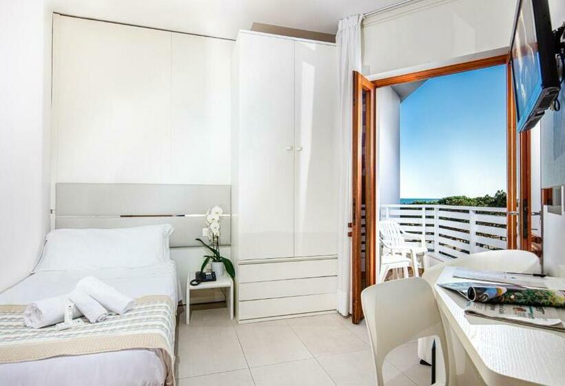 اتاق راحتی یک تخته, Bristol