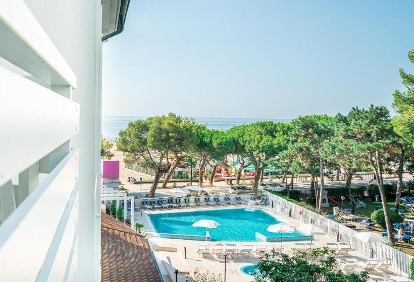 اتاق راحتی, Bristol