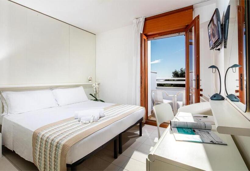 اتاق عادی, Bristol