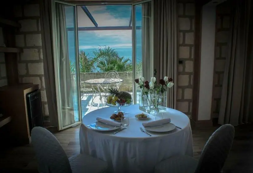 سوییت, Caposperone Resort