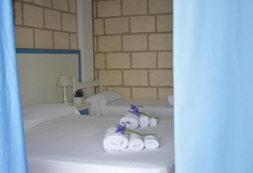 اتاق استاندارد, Caposperone Resort