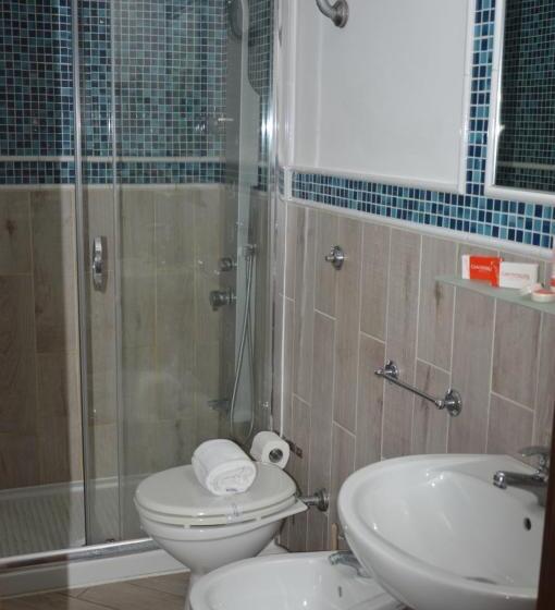 Номер Стандарт Трехместный, Caposperone Resort