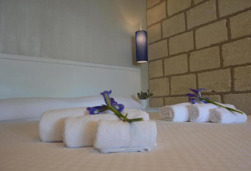 Номер Стандарт Трехместный, Caposperone Resort