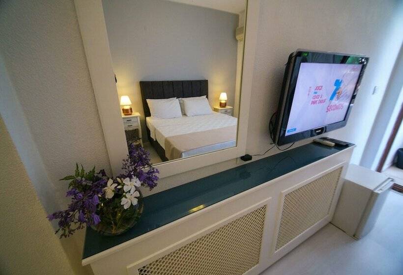 标准间带阳台, Cesurlar