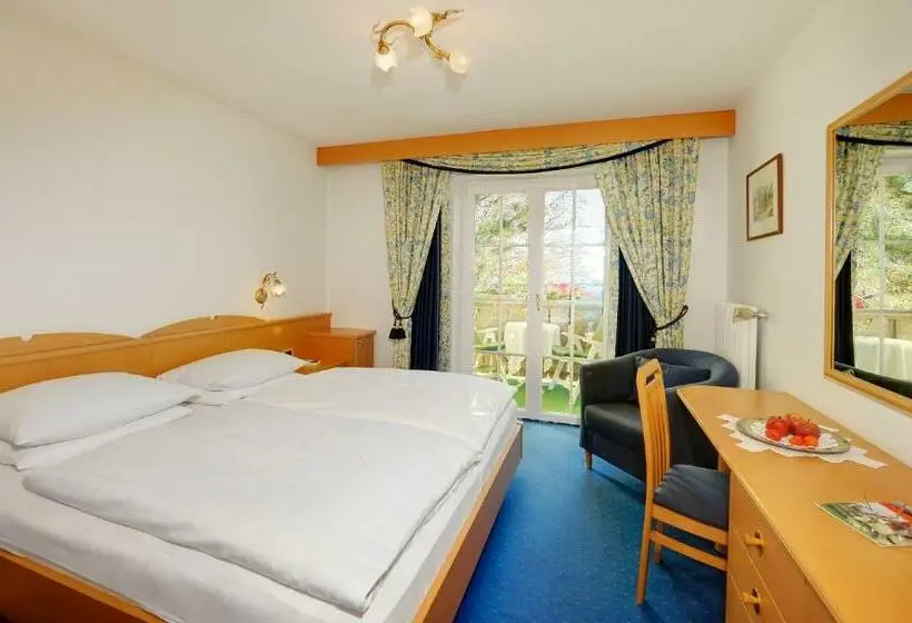 Standard-huone Parveke, Dolomitenblick