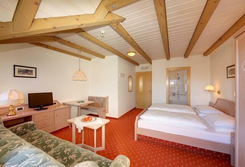 Номер Superior с Балконом, Dolomitenblick