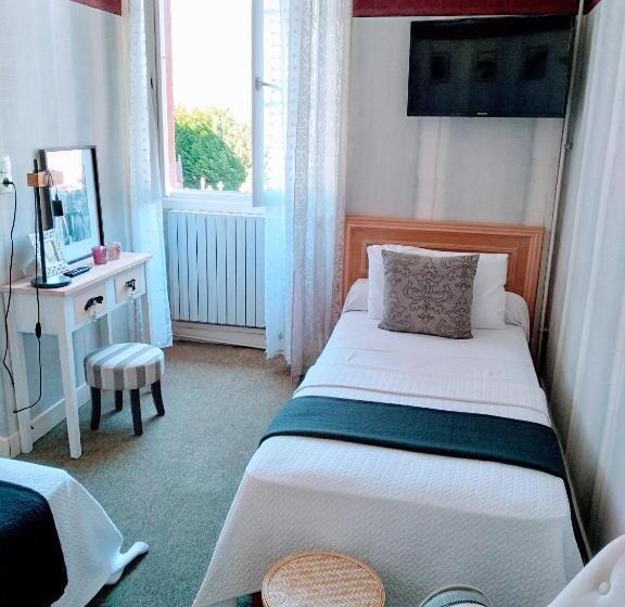 Номер Стандарт, Hôtel Camou