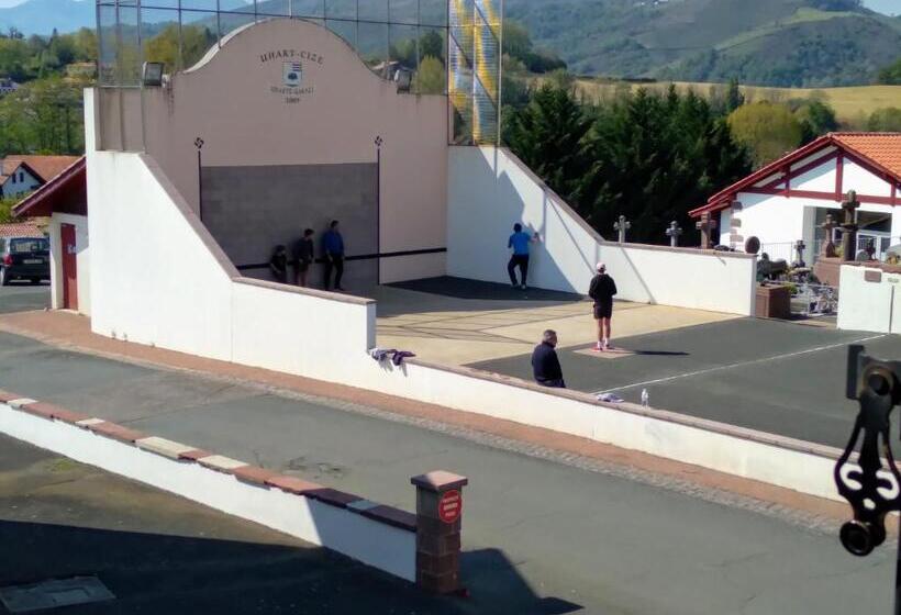 חדר סטנדרט, Hôtel Camou