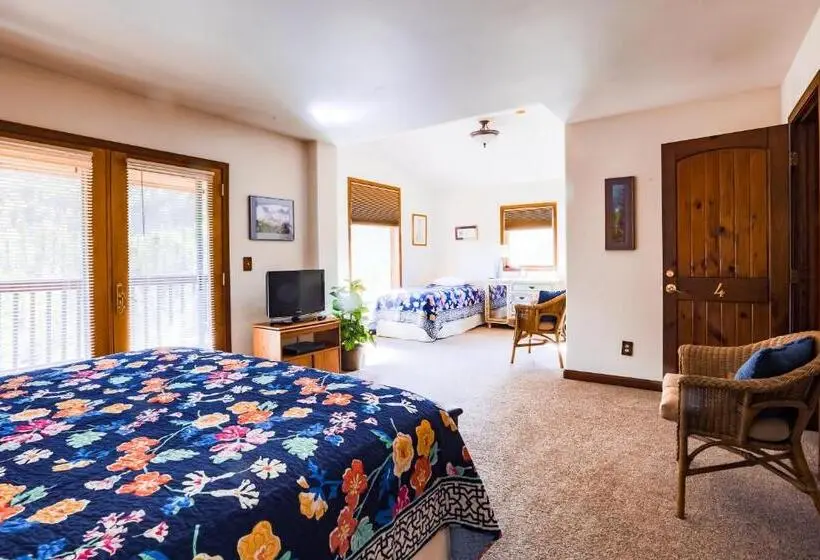 キングサイズベッドのスタンダードルーム, Inn At Tern Lake