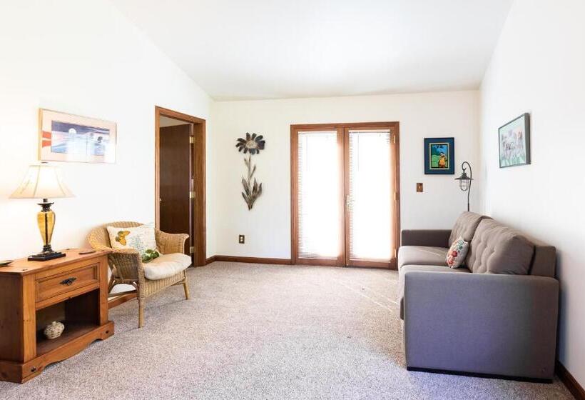 غرفة قياسية سرير كينج, Inn At Tern Lake